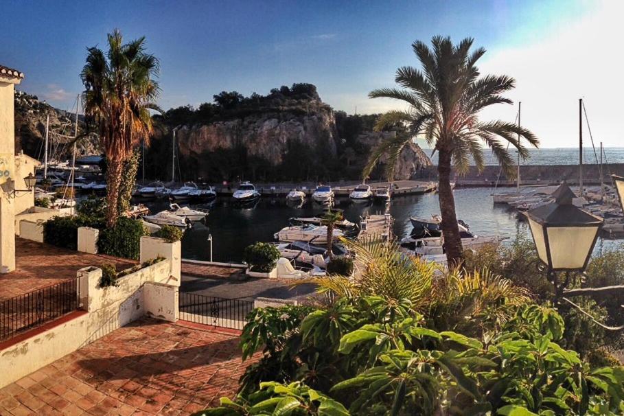 Vistas Al Mar Marina Del Este Almunecar Bagian luar foto